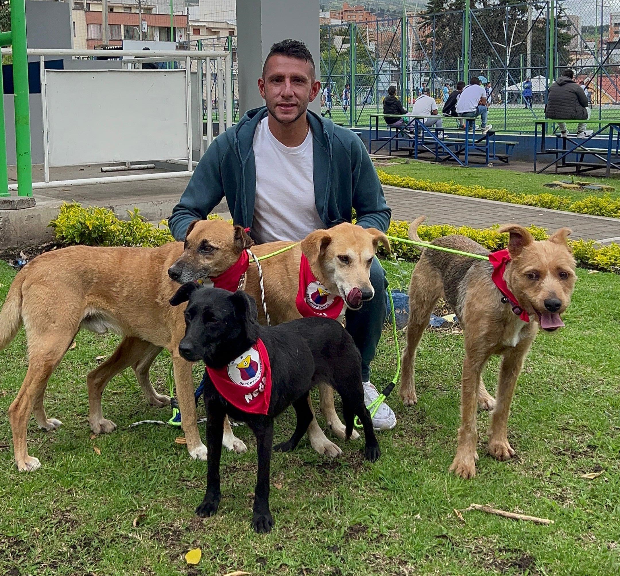 Diego Martinez Community Champion 2