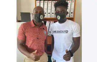 Desmond Francis 1 1100