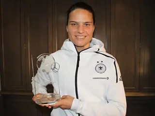 2016 WW11 700 Dzsenifer Marozsan