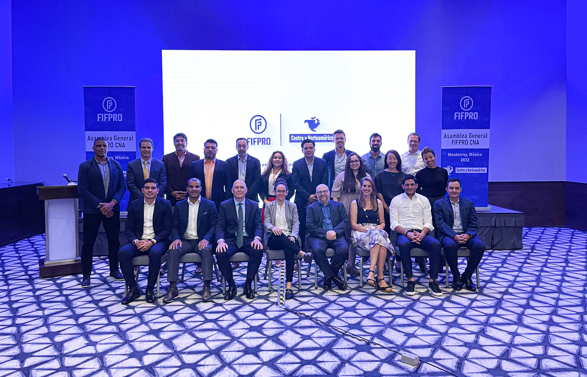 Grupal Photo FIFPRO Smaller