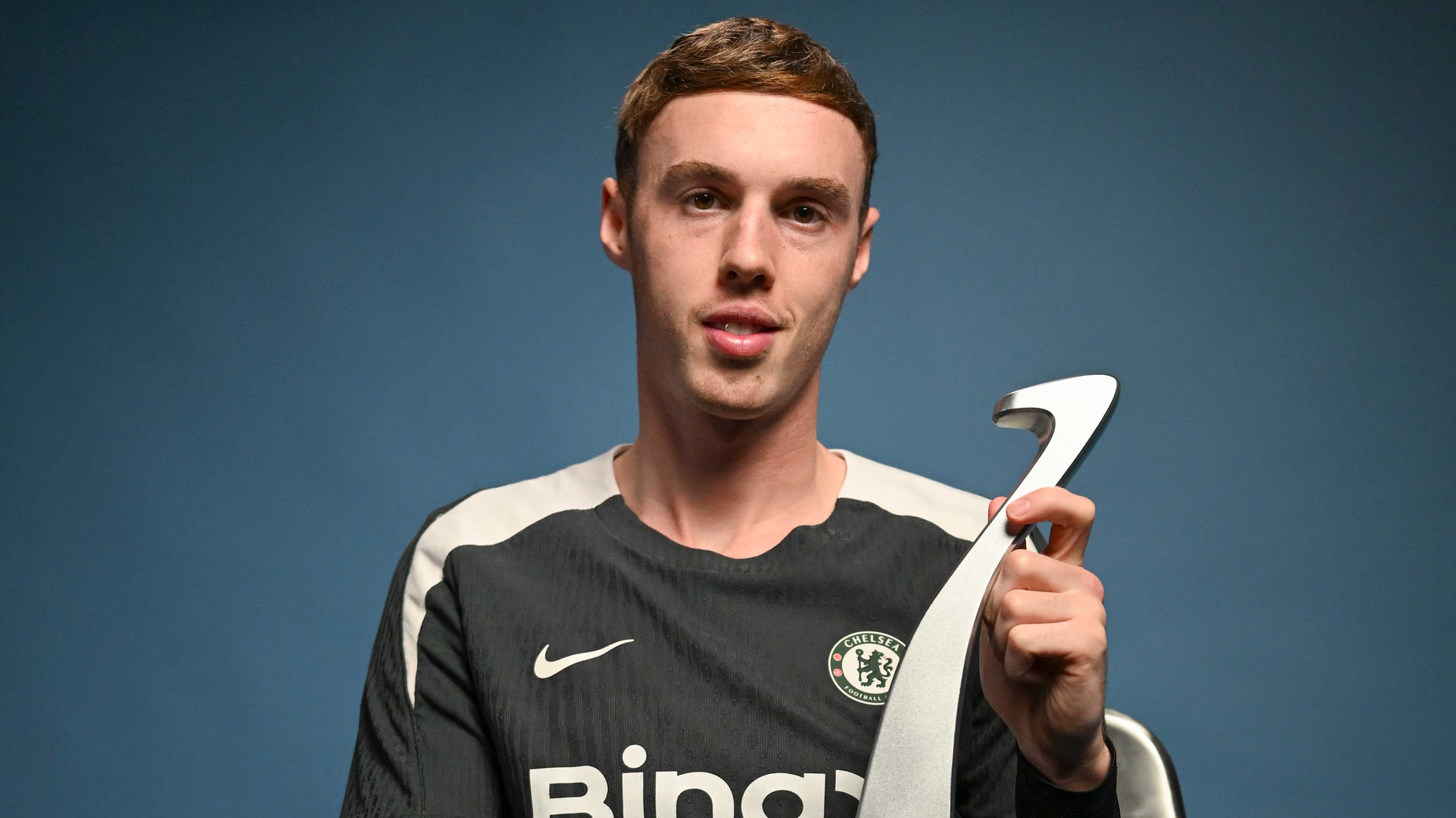 Cole Palmer World 11 Trophy 16 9