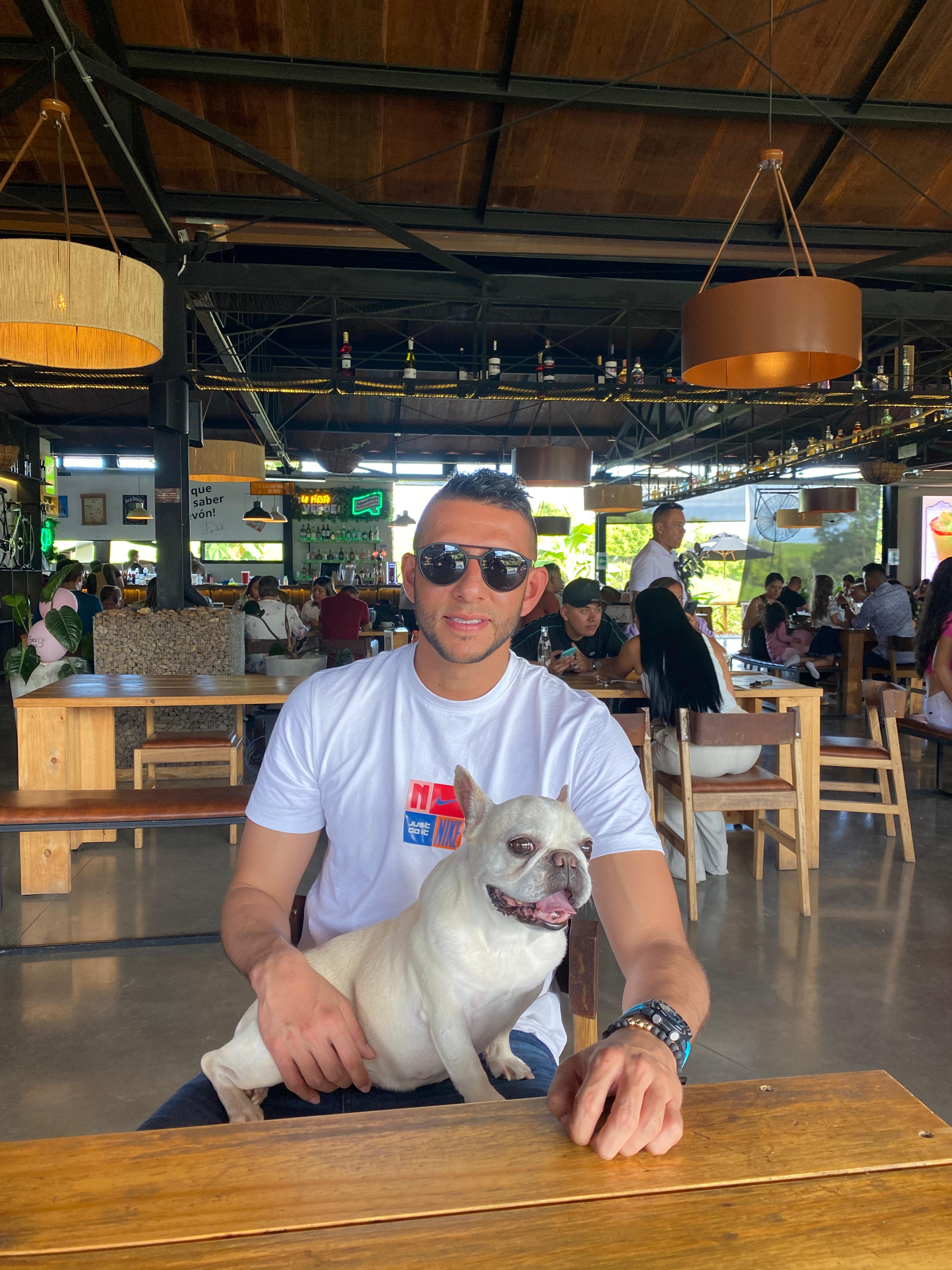 Diego Martinez Community Champion 4