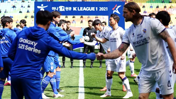 K League Handshake