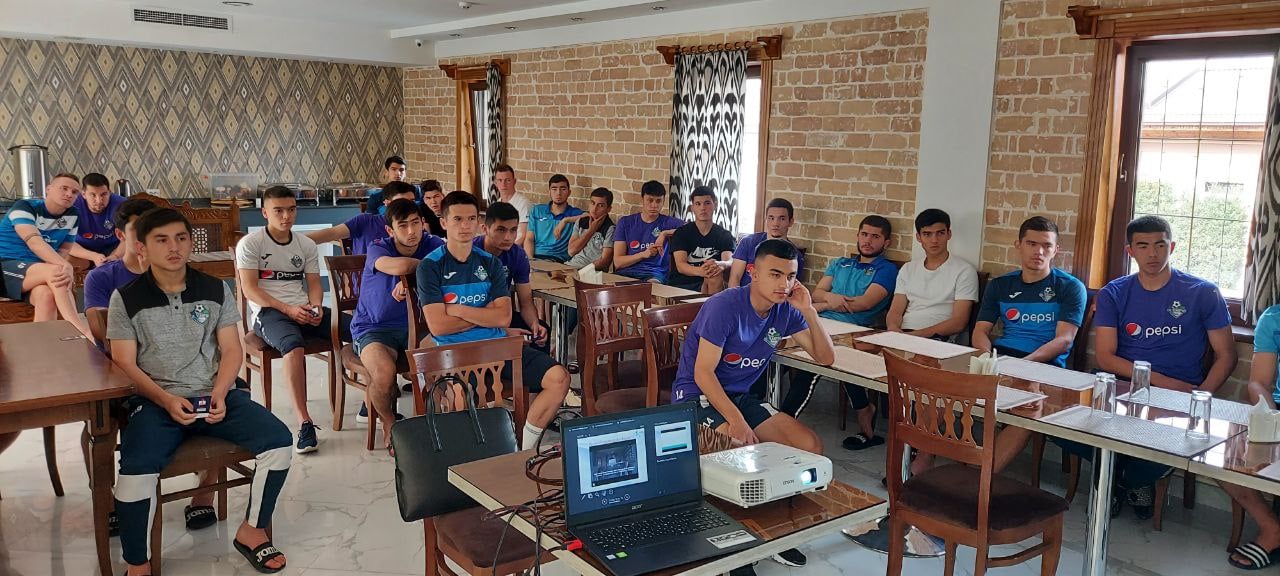 Uzbekistan Red Button 2