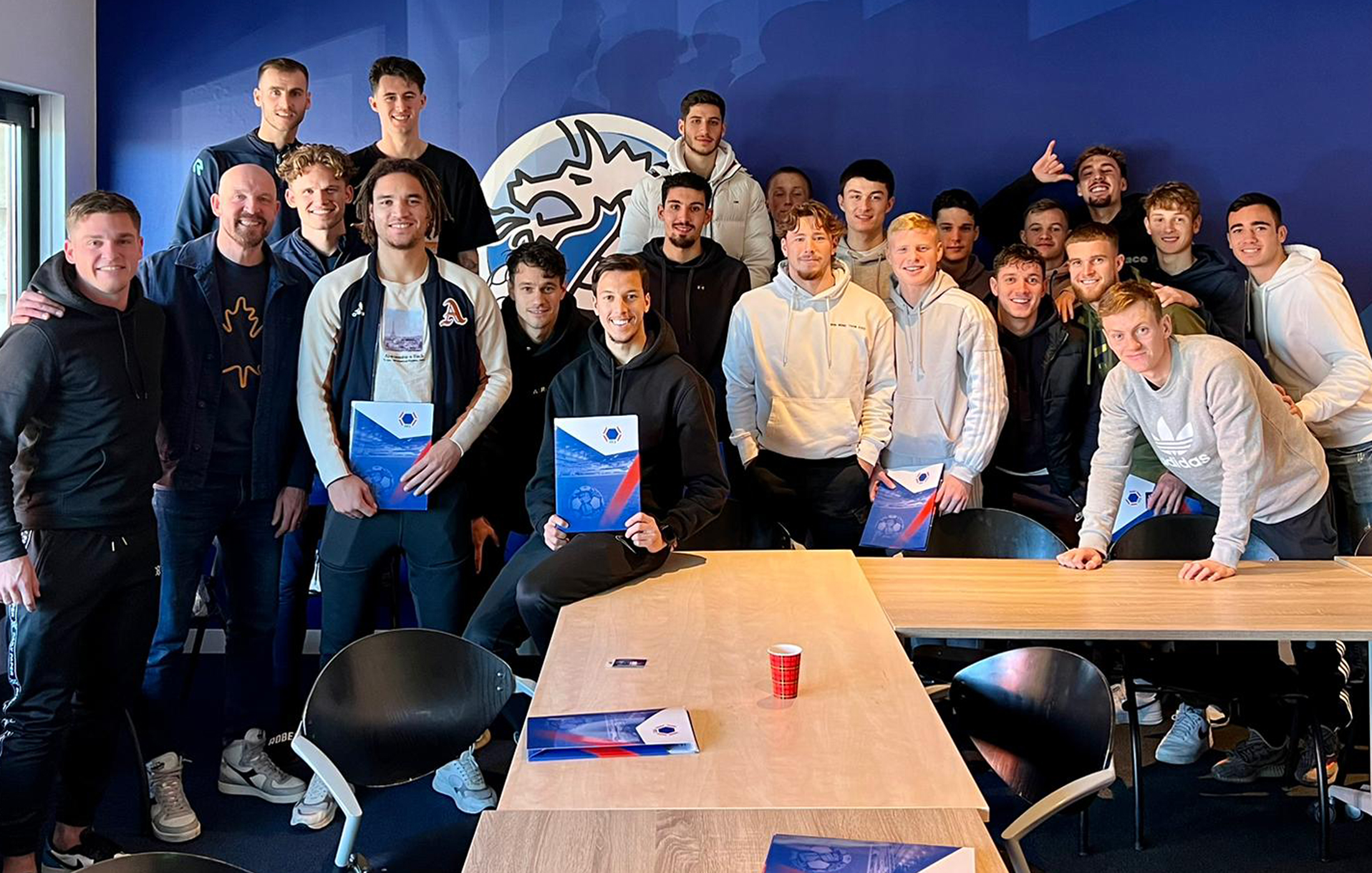 VVCS Arjan FCDB 1 2200