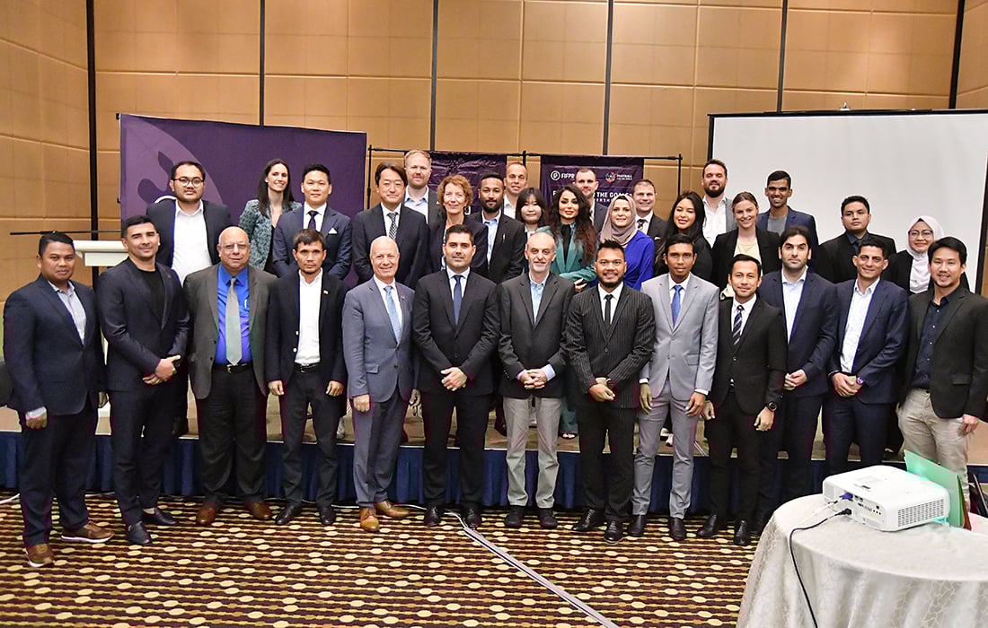 UN FIFPRO Family 1100