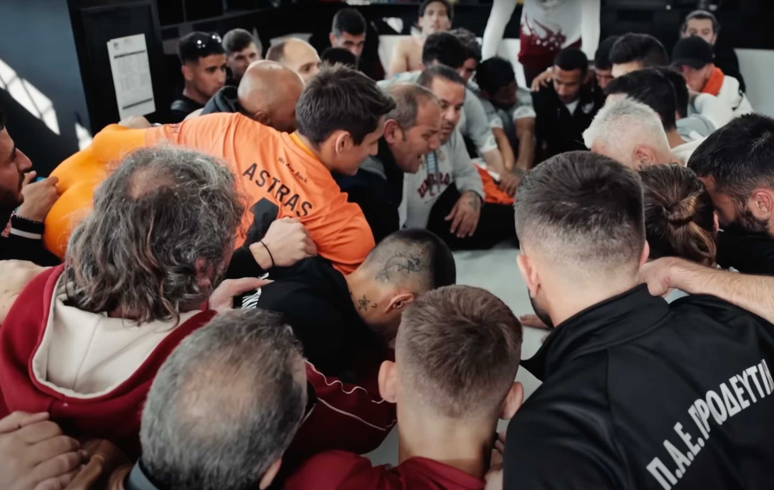 Greek Union Doc Chaos