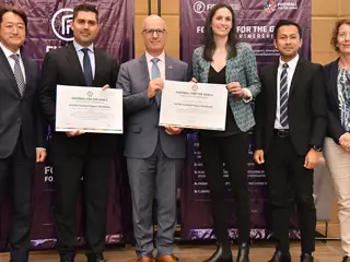 UN FIFPRO All People 1100