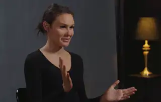 Adriana Jones 7 1100