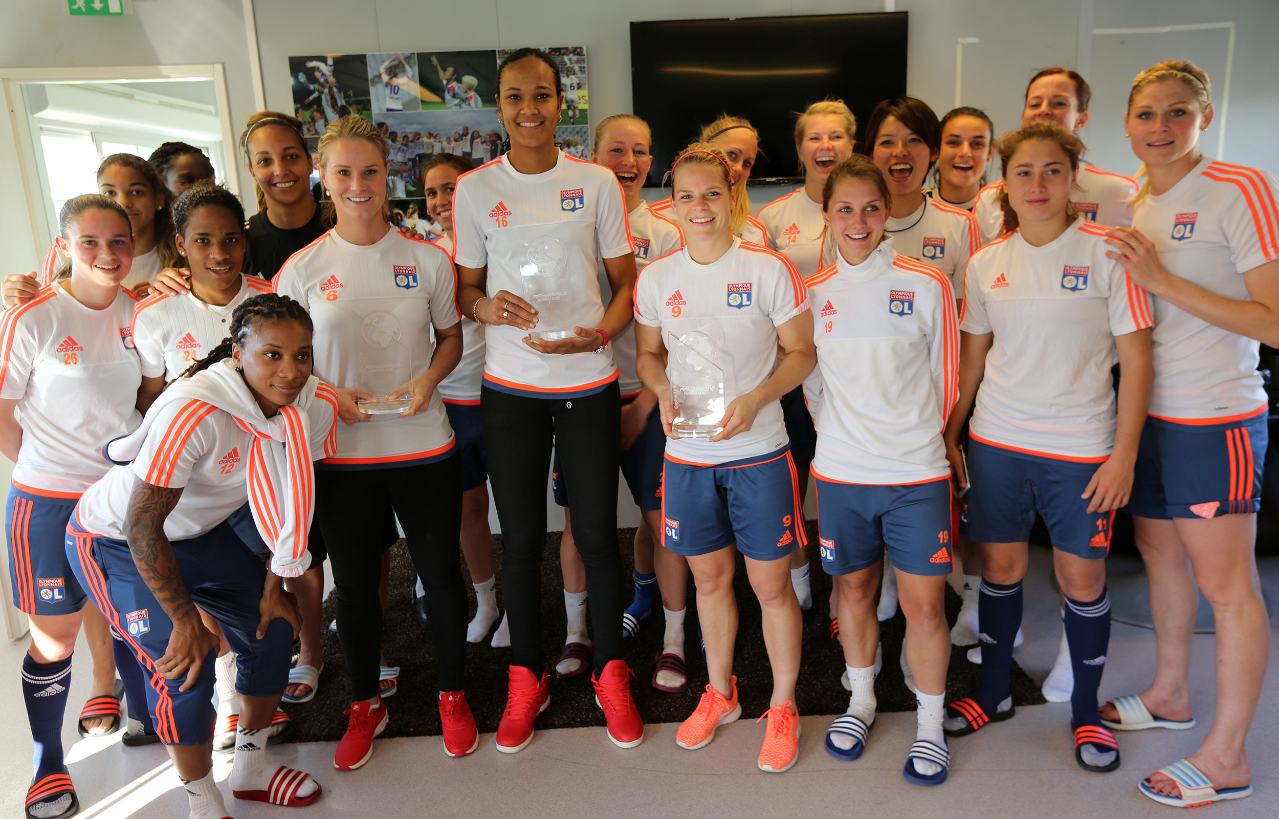 2015 WW11 Lyon 3 Awards 1 2500