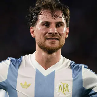 Alexis Mac Allister Bio