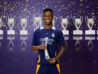 VINICIUS W11 1