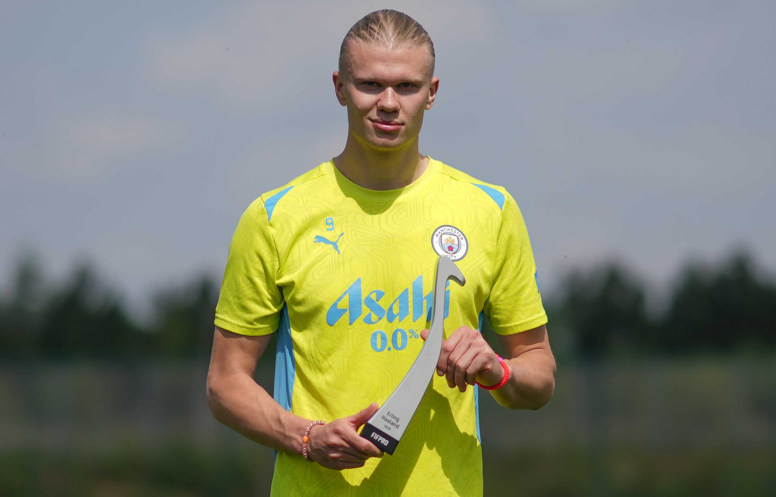 Erling Haaland Trophy 2