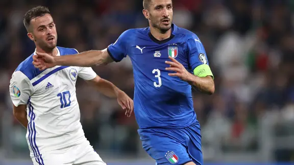 Chiellini 02 HH 2500