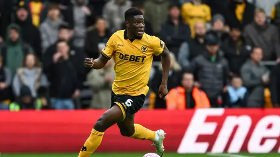 Marshall Munetsi Wolves 1