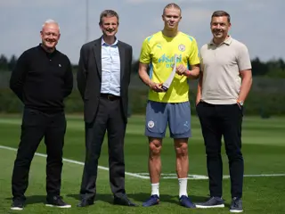 Erling Haaland W11 Trophy