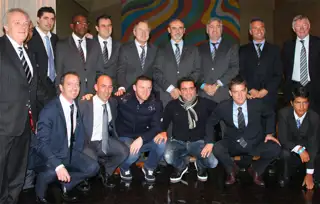 2011 W11 Rooney Xavi FIFPRO