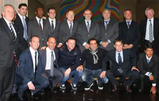 2011 W11 Rooney Xavi FIFPRO