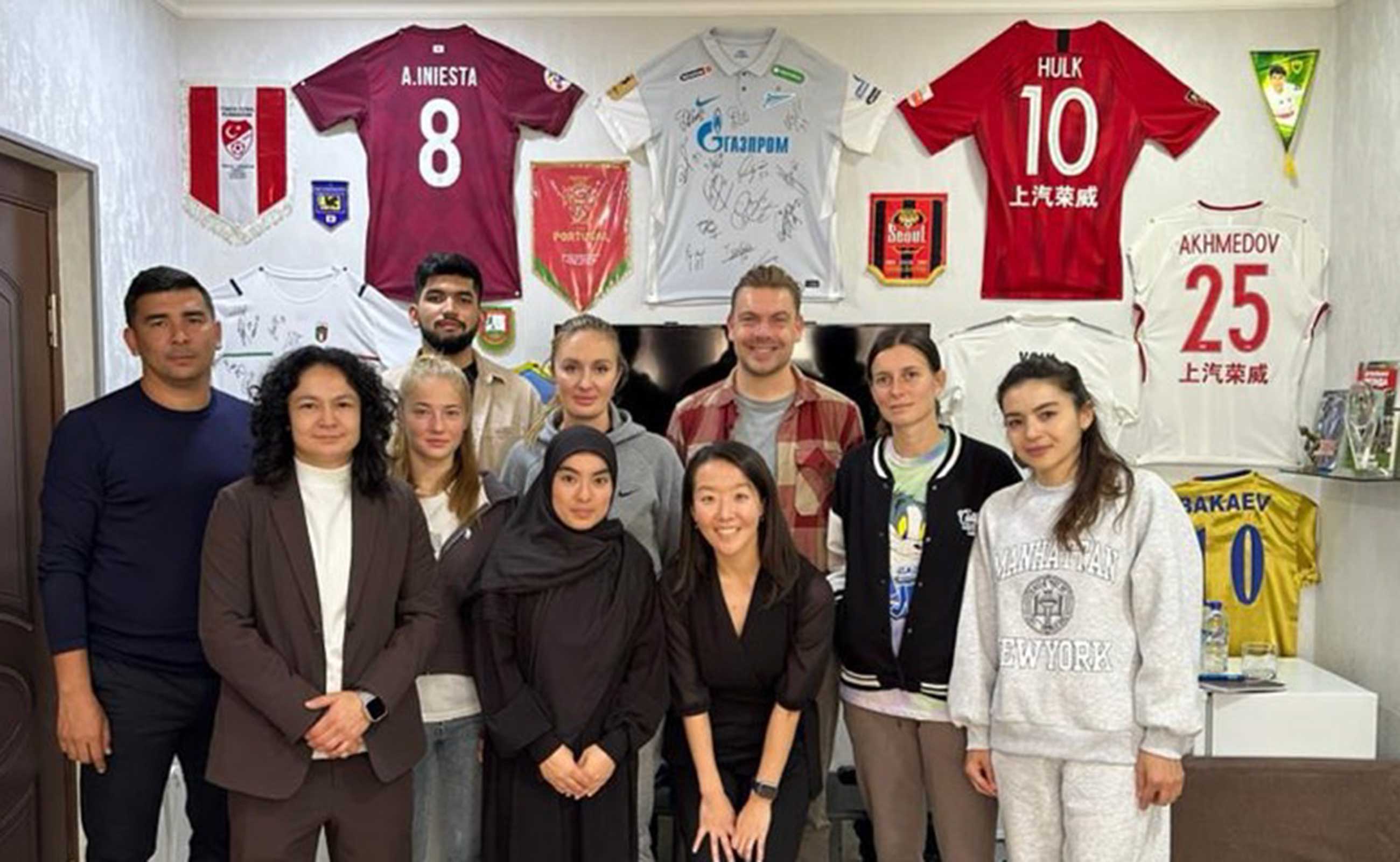 Uzbekistab Women Players