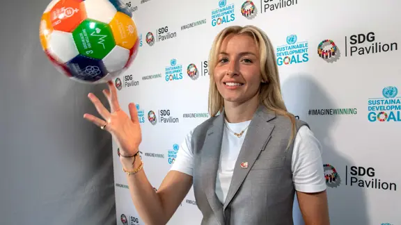 Leah Williamson 3 UN