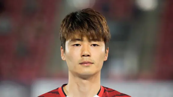 Ki Sung Yueng Cropped