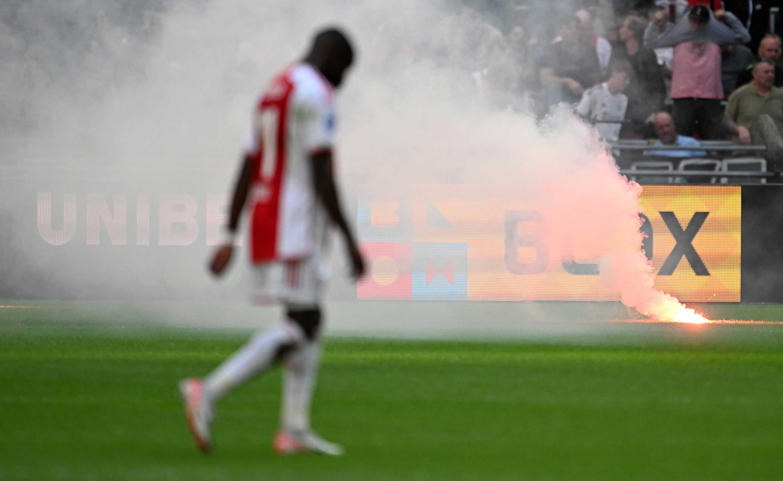 Player Flare Pitch (1)
