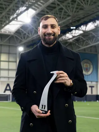 Donnarumma World 11 Trophy 1