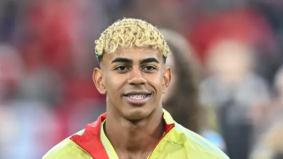 Lamine Yamal W11 Smile