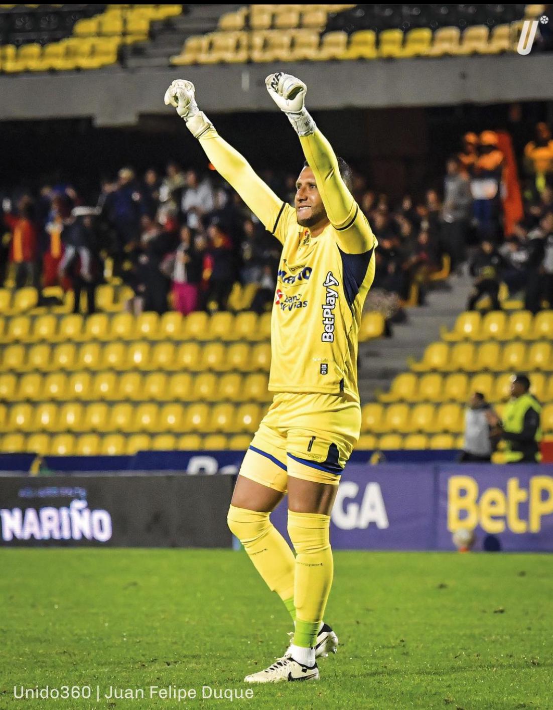 Diego Martinez Community Champion 3