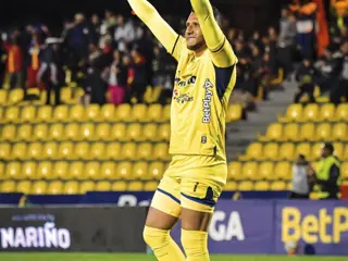 Diego Martinez Community Champion 3