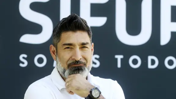 Chi Gamadiel Garcia Perfil