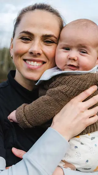 Sara Bjork Video Thumb