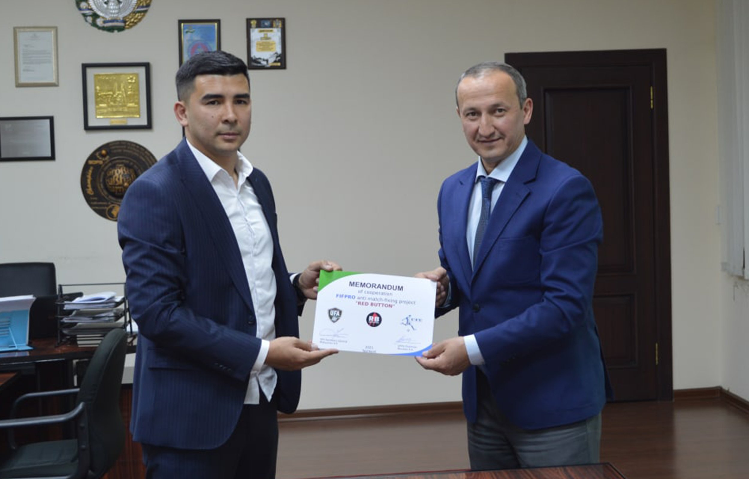 Uzbekistan Red Button 4