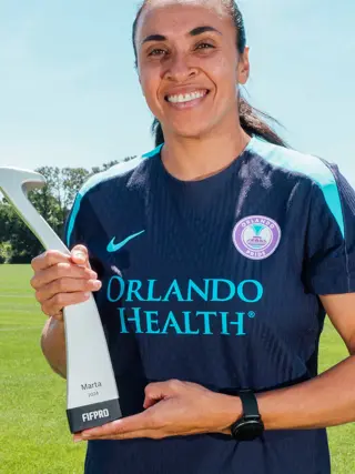 Marta W11 Video Thumb