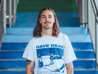 Jackson Irvine Shinealight 4