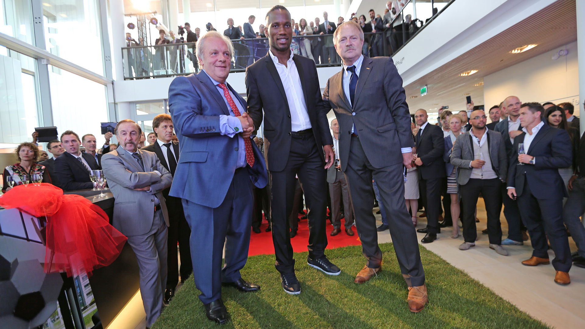 44 History Drogba Opening