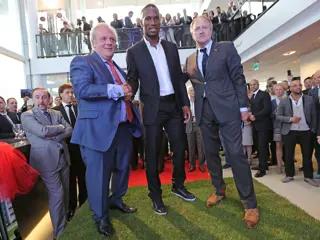 44 History Drogba Opening