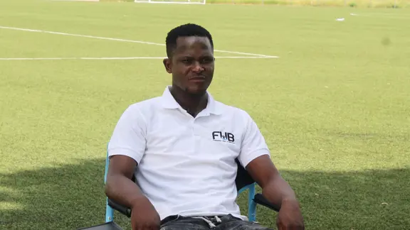 Arnold Mampori FUB 2500 1