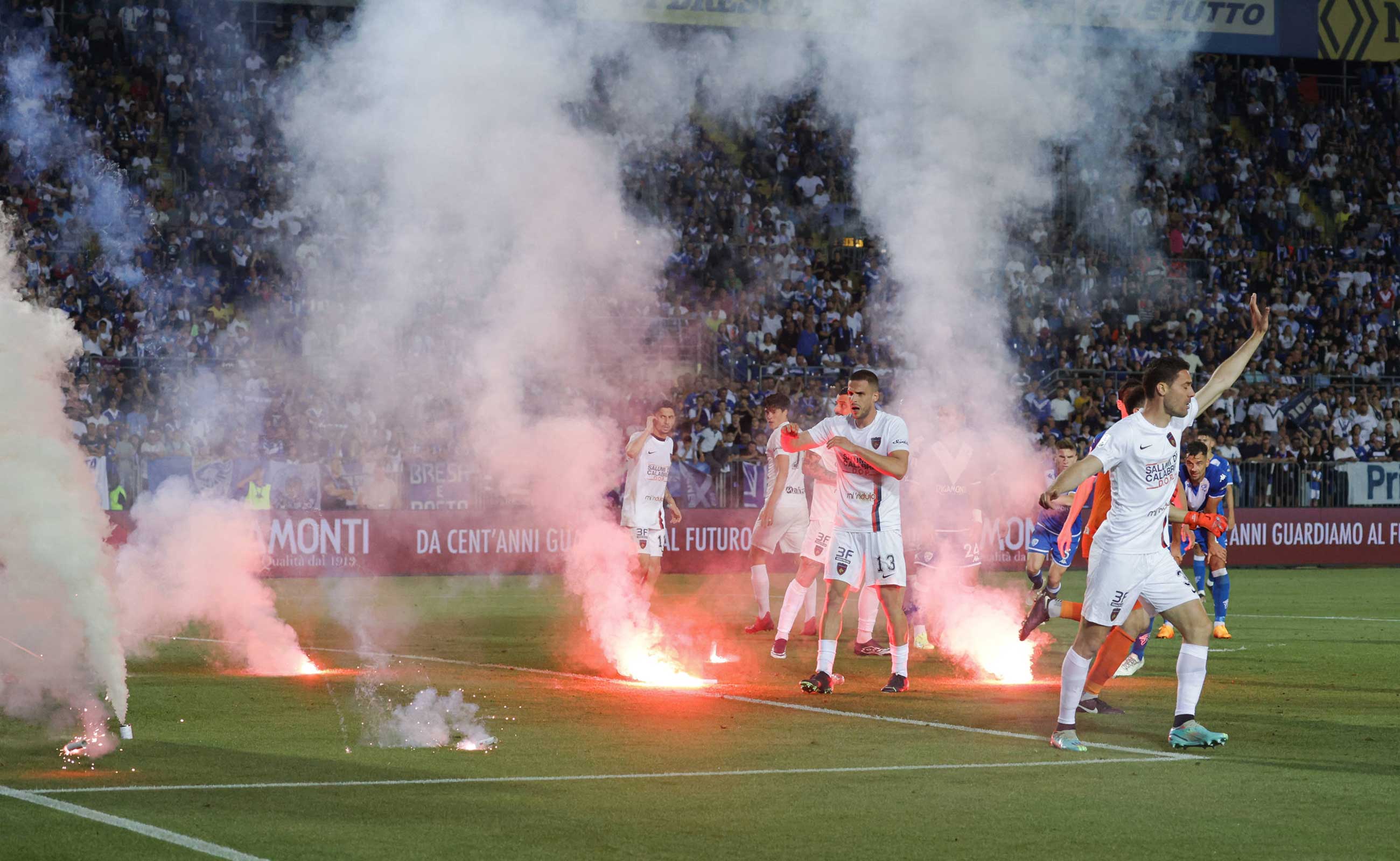 Players Flares Safety