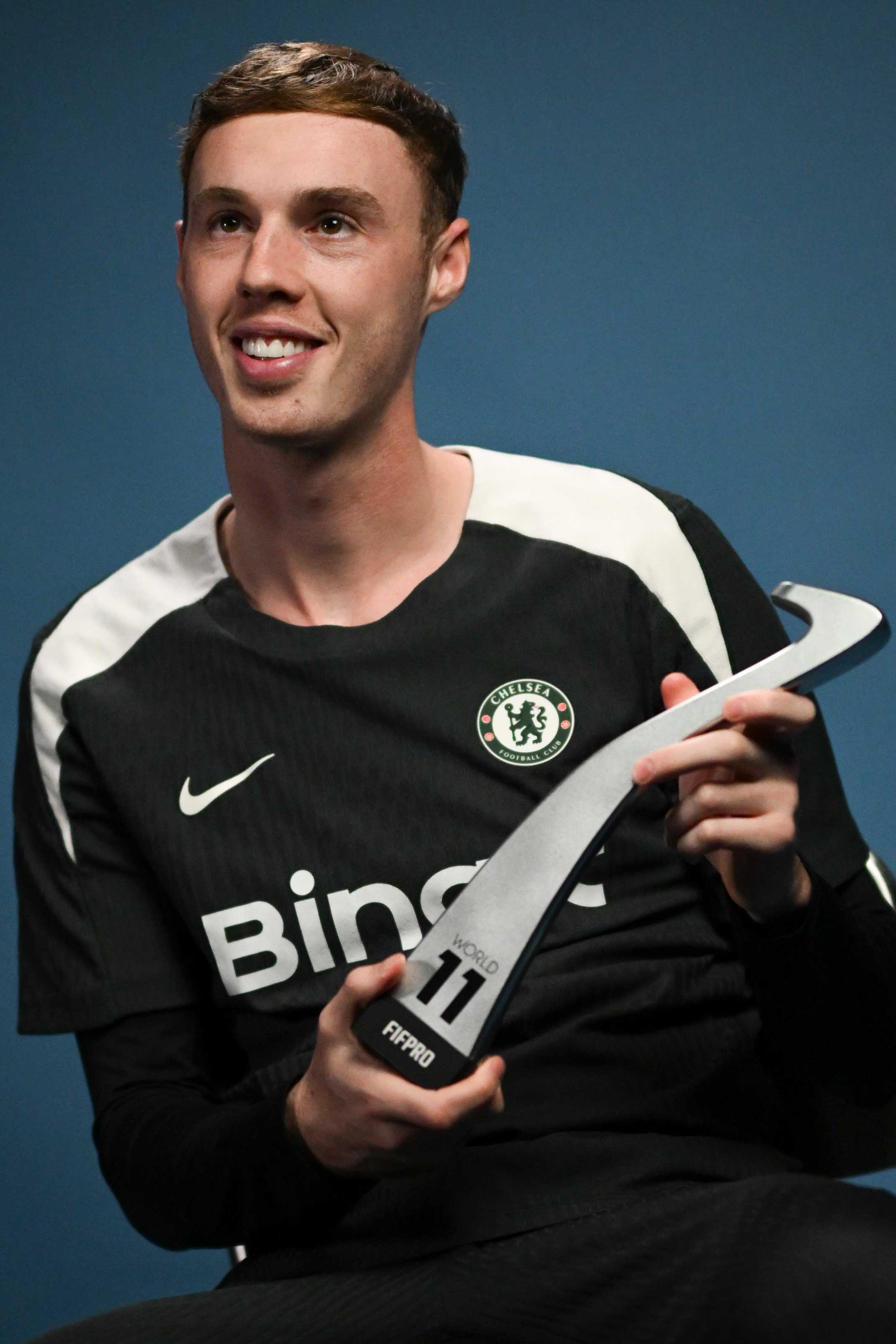 Cole Palmer World 11 Vertical