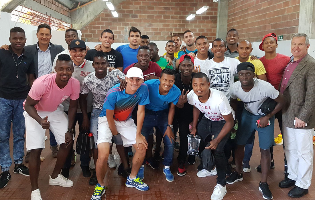 Acolfutpro Story 1 1100