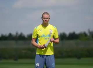 Erling Haaland W11 Trophy