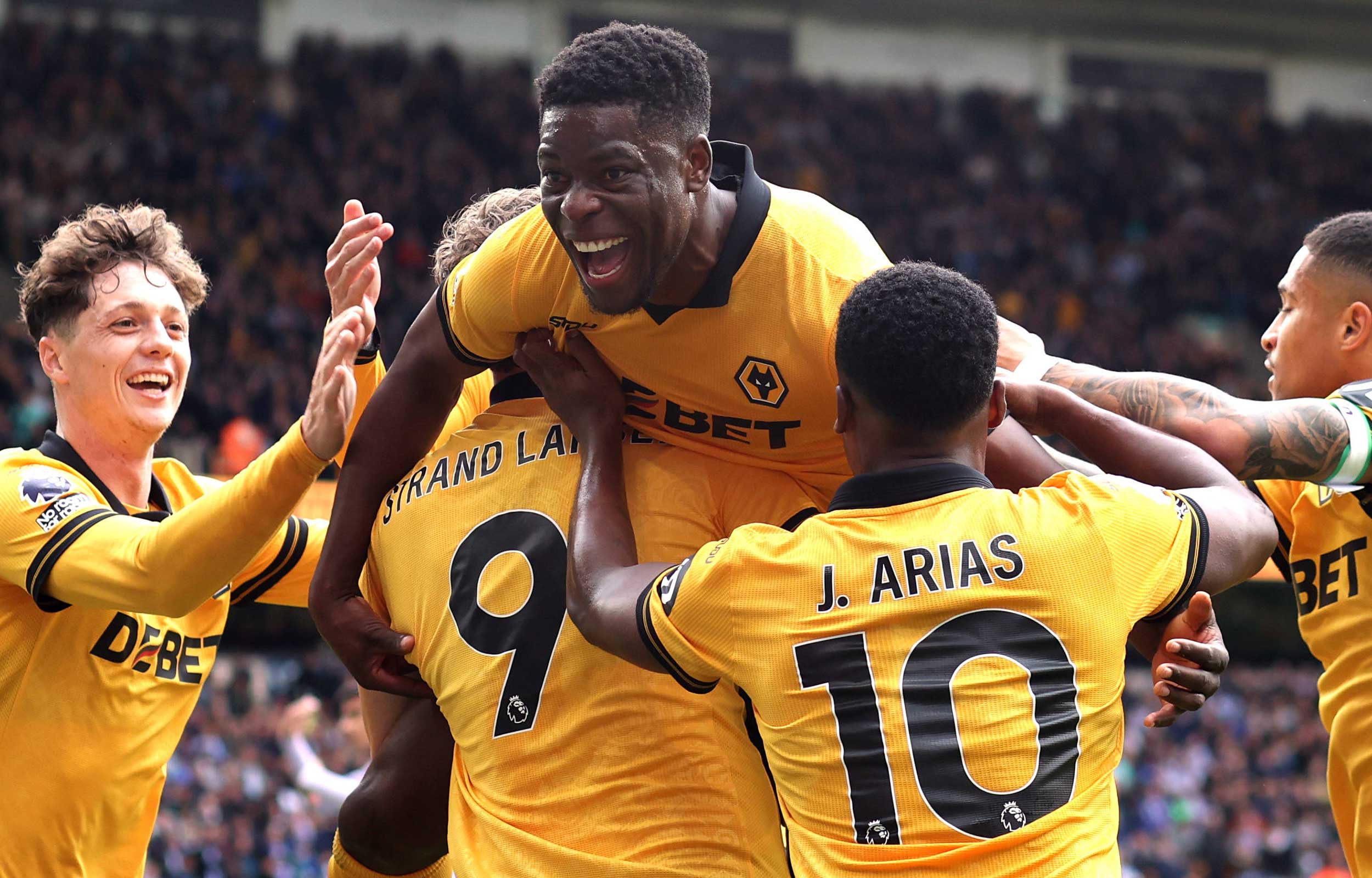 Marshall Munetsi Wolves